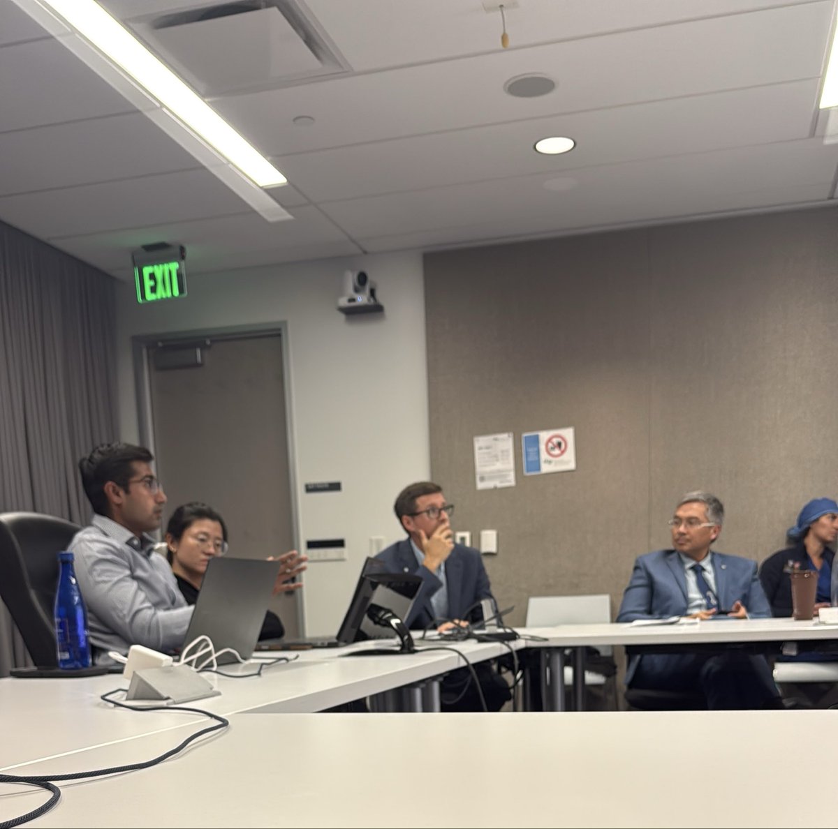 Thank you UCSF!

Grateful to the residents, fellows, and staff from the Department of Orthopaedic Surgery - especially the Joint Reconstruction section - for such a warm welcome. 

It was an amazing experience to connect, share ideas, cases and learn from such an outstanding