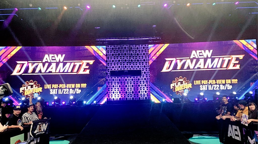 Security__Sam's tweet image. You know what time it is! #AEW ##DYNAMITE #TBS #MAX #TEXAS #SANANTONIO