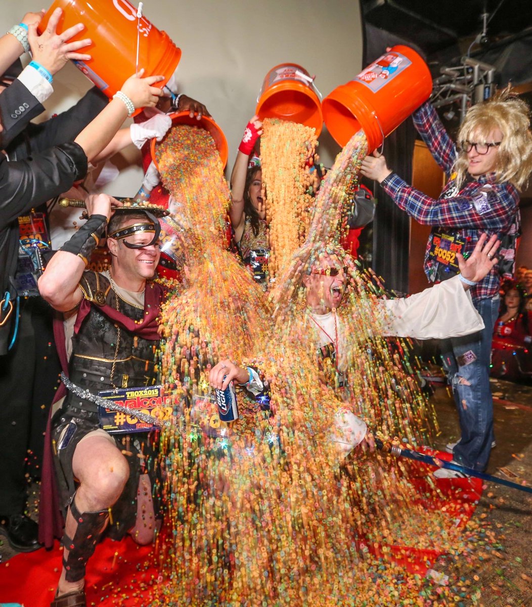 TBOXBarCrawls's tweet image. #TBOX is just 52 days away on Dec 13!  Get Best Tix Deal NOW!  tbox.org

#TBOX2025 is THE #Chicago #Christmas #BarCrawl - All Day Dec 13 in 20+ Bars of #Wrigleyville - Free Breakfast Buffets, Live Music &amp;amp; More!
#chicagoevents #pubcrawl #christmasparty #12barsofxmas