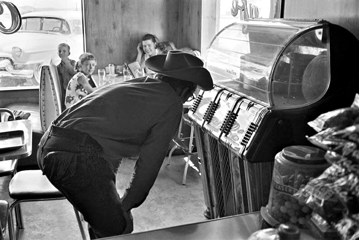 James Dean at the juke-box, Marfa, Texas (1955)