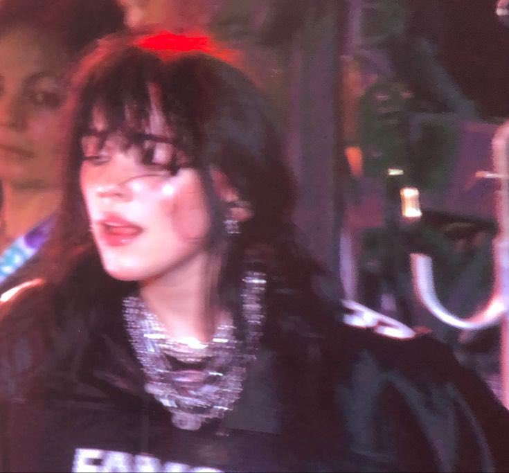 Lcsesqvl's tweet image. esta foto de billie es una locura