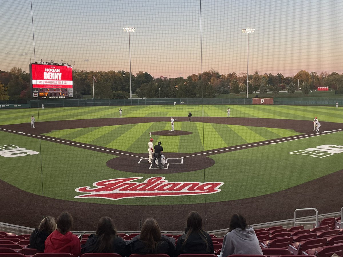 iubase17's tweet image. One of the parents of an undefeated 7U flag football team spoke with iubase.com following the @IndianaBase vs Xavier Fall Ball game on Sunday

 #iubase ⚪️🔴⚾️🏆

Link youtu.be/waUU8zIhovE?si…