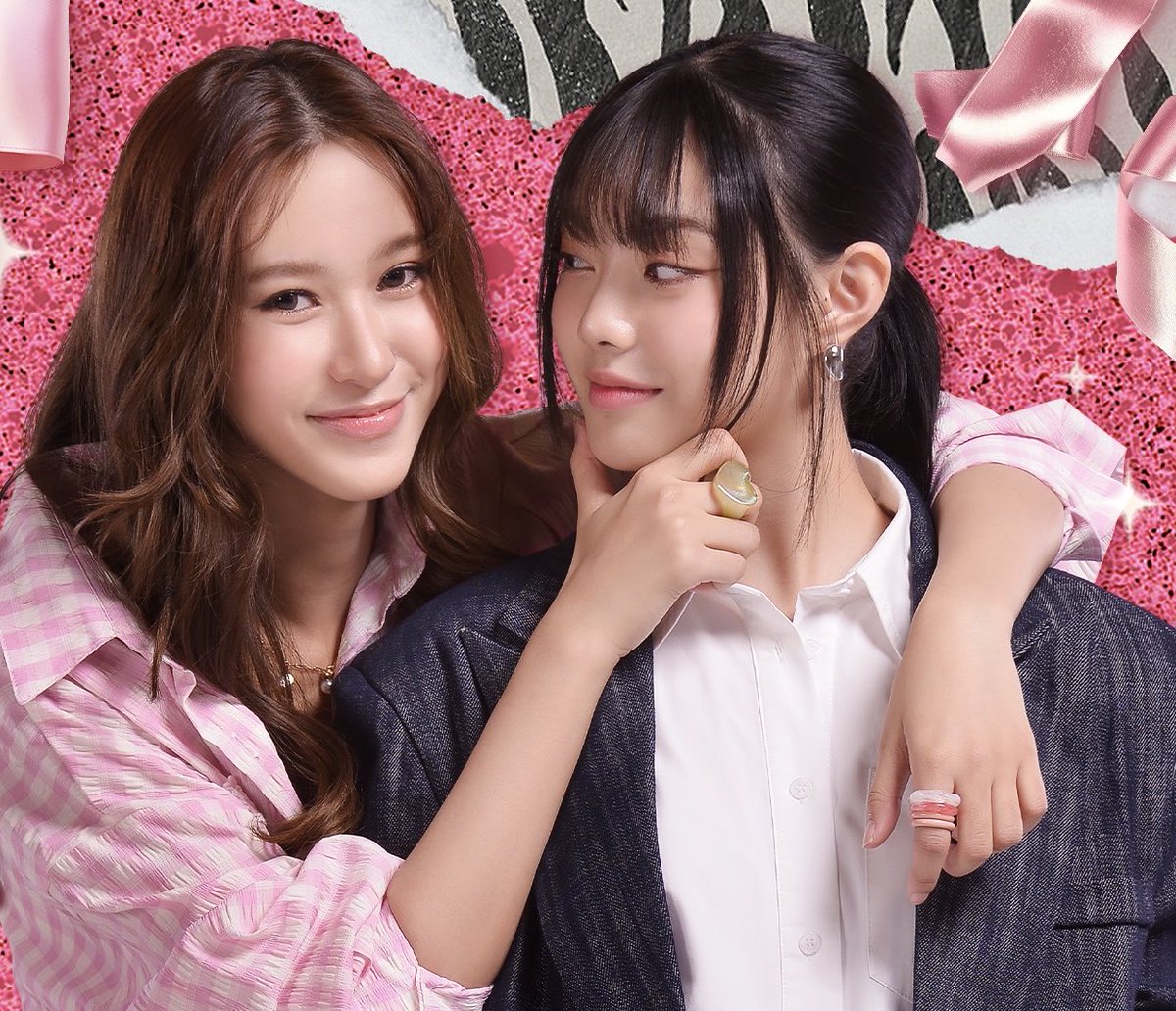 b2mylatinaqueen's tweet photo. Cannot wait for their new project. Queendom might end tomorrow but I’m confident they’ll be together for a long time

#ArhoungPam #PamArhoung #QueendomTheSeries #Hamham https://t.co/EcMVJBTC0q