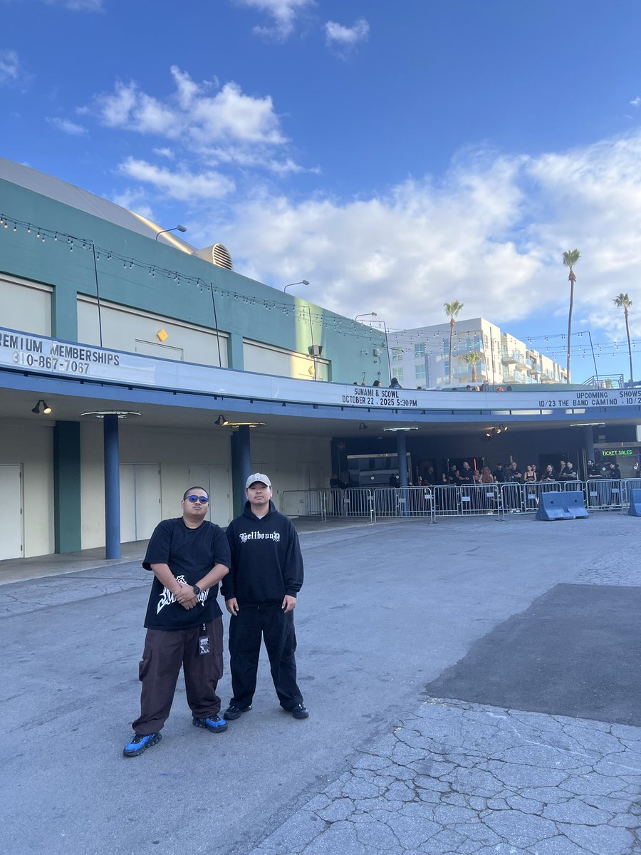 WHISPERS AT HOLLYWOOD PALLADIUM TONITE
AT 6:30 PM 
FIRST BAND DONT COME LATE