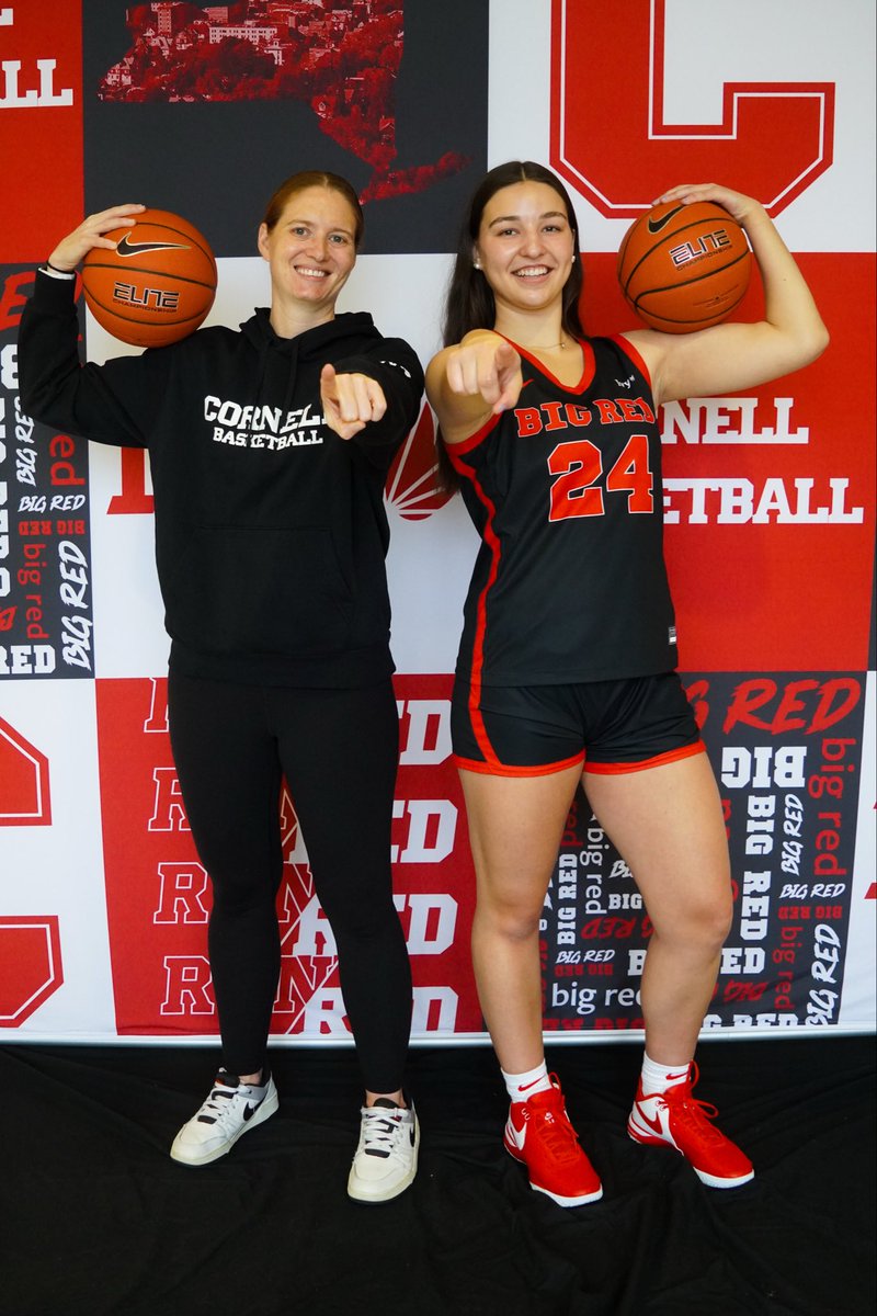 sarahpoland24's tweet image. Thank you so much @CornellWBB for the unofficial visit this past weekend! Also, I’m so grateful to have received an offer! Thank you @coachgarner12 @CoachVBarnes @CoachSashiaC @CoachCourtnay @coachcorcoran24!! 
#RunRed❤️🤍🐻

@MAHuskies @RiversAthletics