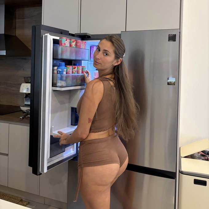 thirsty anyone? https://t.co/QASlMmPtgR