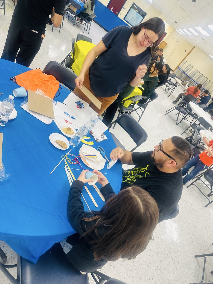 SanElizarioHS's tweet image. Big ideas, bright colors, and even brighter smiles! 🌟💙 Thank you to all our GT families who came out for a night of creativity and connection with their gifted Eagles! 🦅💛 #FlyLikeAChampion #GiftedAndTalented @TroyEnriquezSE
