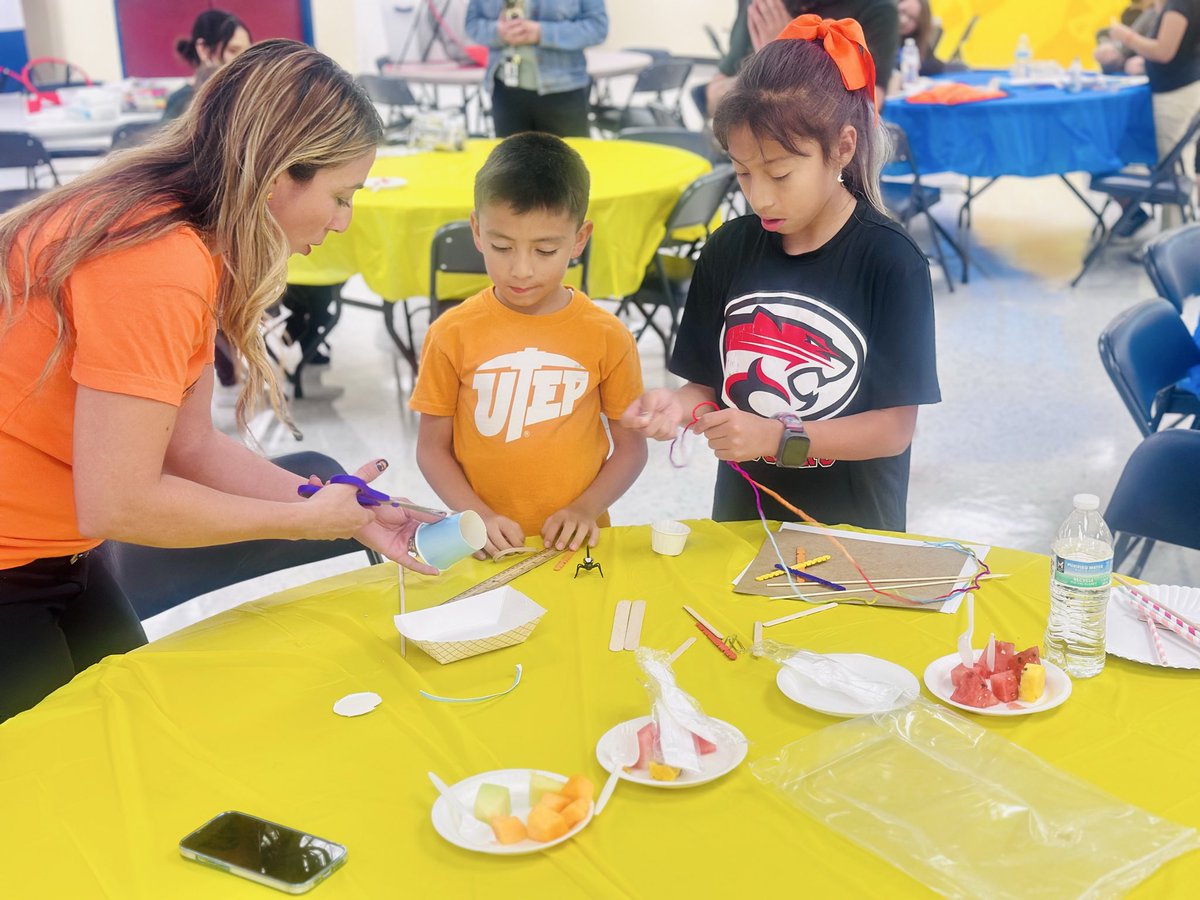 SanElizarioHS's tweet image. Big ideas, bright colors, and even brighter smiles! 🌟💙 Thank you to all our GT families who came out for a night of creativity and connection with their gifted Eagles! 🦅💛 #FlyLikeAChampion #GiftedAndTalented @TroyEnriquezSE