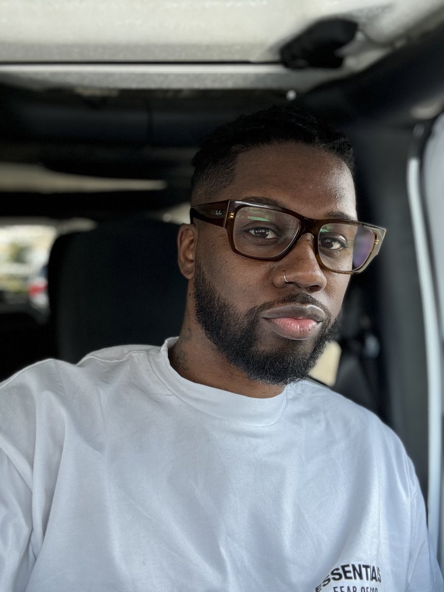 _svnchvz's tweet image. 