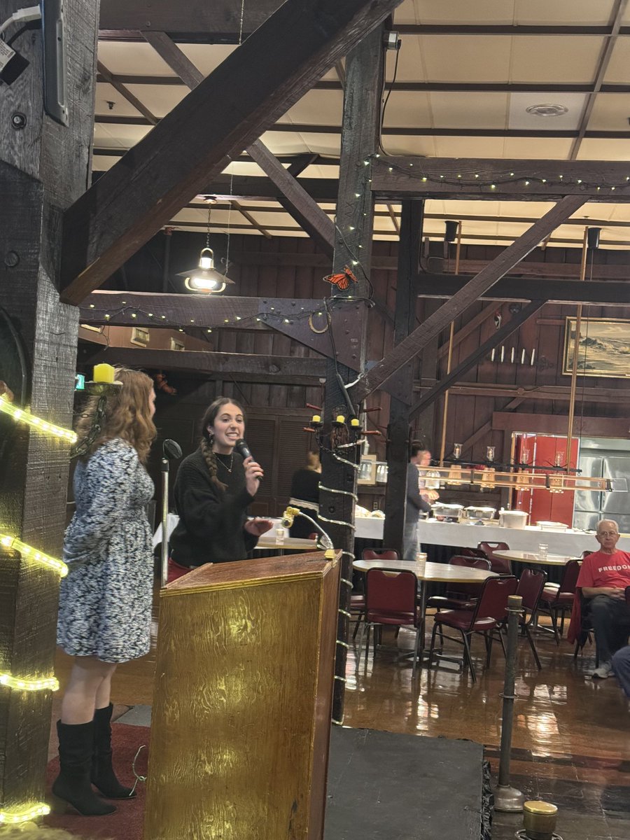 Edina Kovacs tweet media