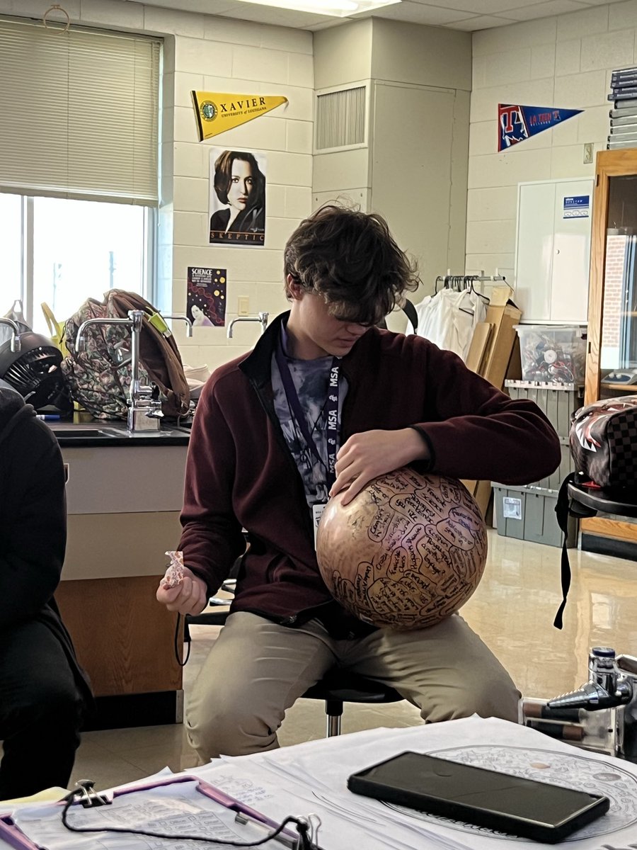 Today’s Hope Squad activities centered around team building activities, getting to know each other better, and developing a social contract. #FueltheKnight #MovingForward #uKNIGHTed #CKHNationalShowcaseSchool #STEAM #msaEASTiberville #MSA #MathScienceArts #GrowAchieveThrive