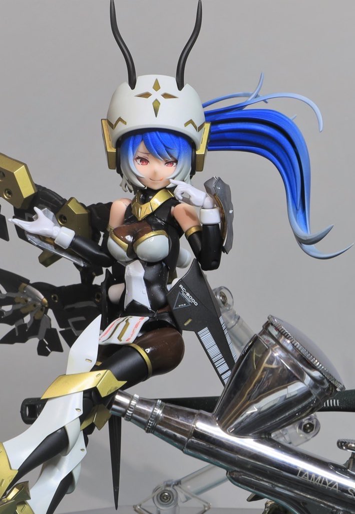 むにゅオフの併せに持っていこうかな？
胴体ジョイントが壊れてるのでお腹だけ弓兵になりそうだけど
(エクソシスト成分少なくない?)