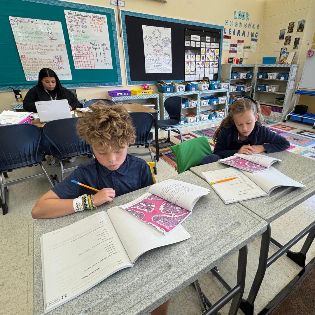 UrbanCommunitySchool (@ucscleveland) on Twitter photo New unit, new partners, new discoveries! Ms. Swisher’s 3rd grade students are learning all about the human body in Language Arts—and had their first chance to collaborate with their new partners. #UCSpride New unit, new partners, new discoveries! Ms. Swisher’s 3rd grade students are learning all about the human body in Language Arts—and had their first chance to collaborate with their new partners. #UCSpride