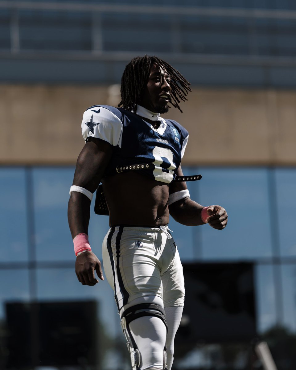 dallascowboys's tweet photo. 👀

@AGENT0__ https://t.co/lfp417q1j9