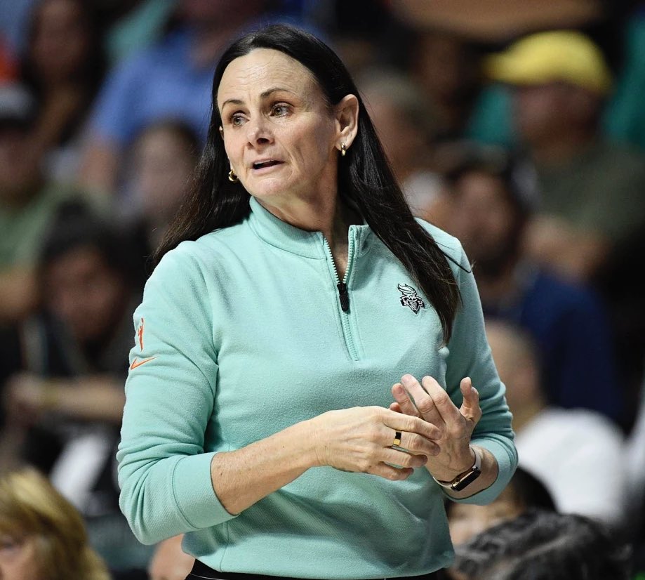 BREAKING: Sandy Brondello has been named the head coach of the Toronto Tempo. ✨