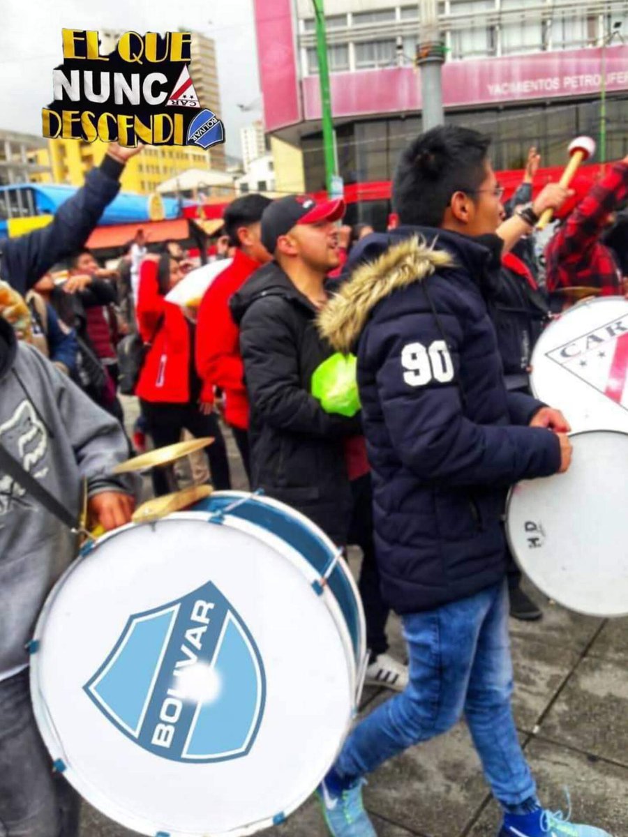 En redes sociales se hacen a los que se llevan mal pero en la realidad....