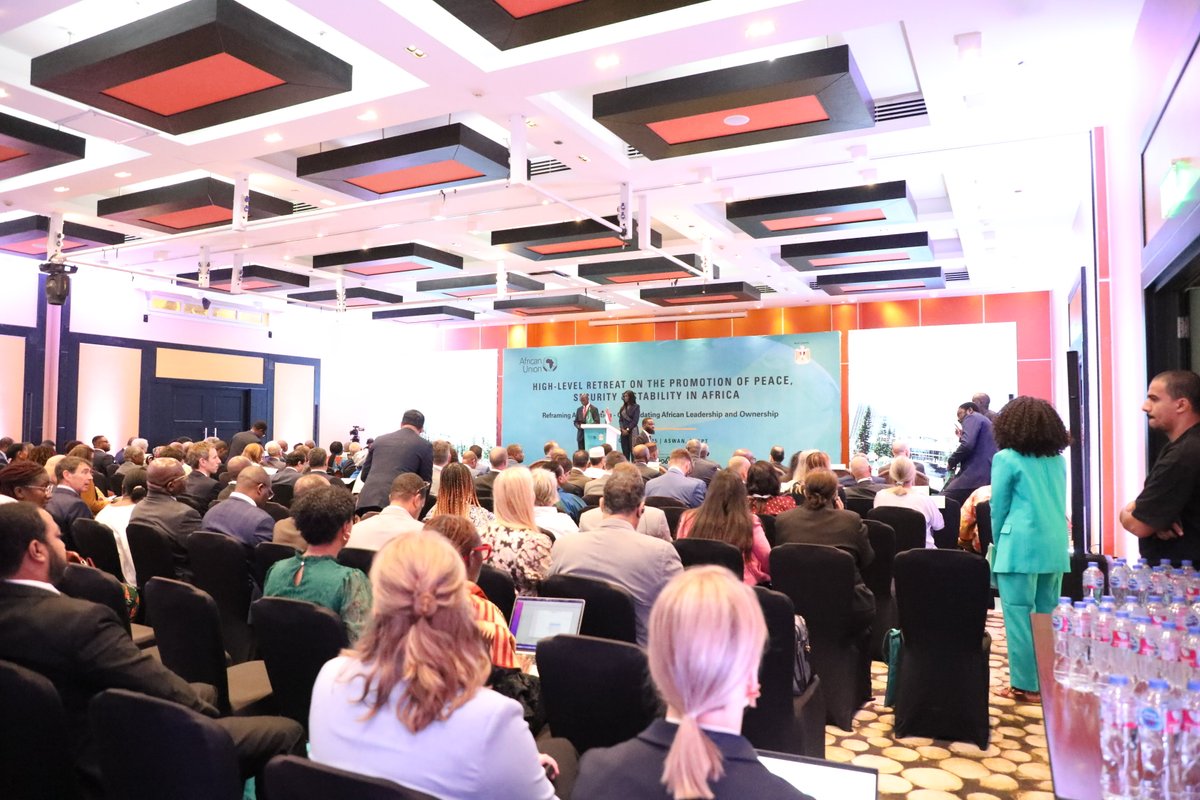 🎙️When the <a href="/_AfricanUnion/">African Union</a> <a href="/AUC_PAPS/">African Union Political Affairs Peace and Security</a> HQ calls, the only right answer is YES! 

Truly honored to have hosted the AU’s High-Level Retreat in Aswan, Egypt.