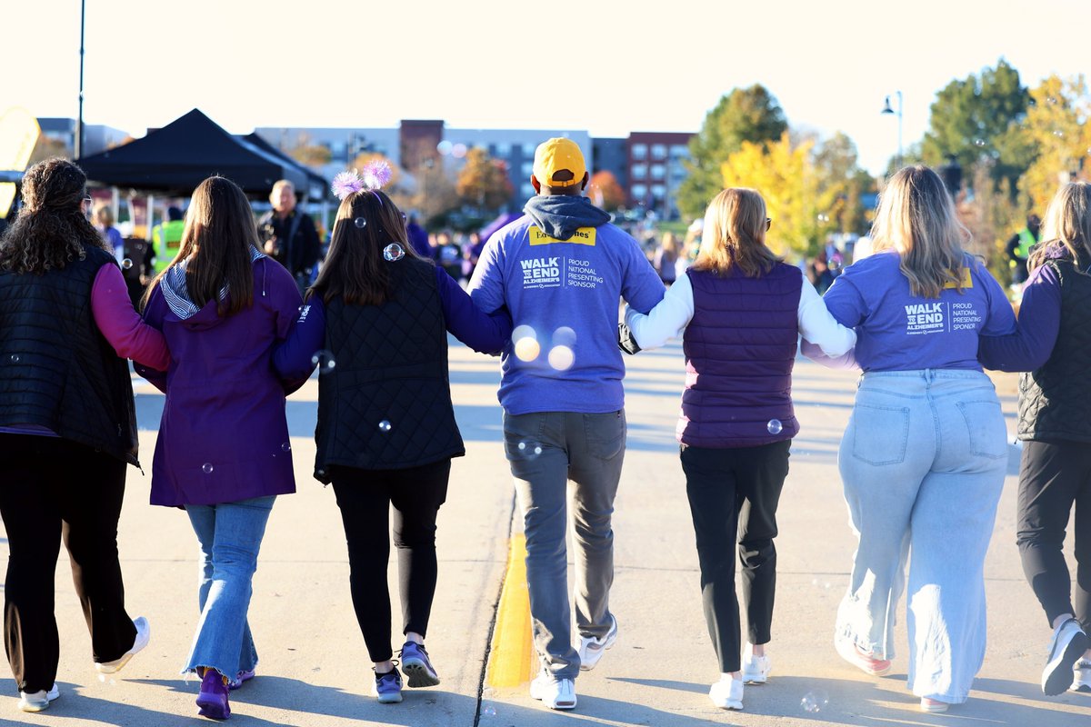 ALZDallasNETX's tweet image. .@EdwardJones is invested in a future without Alzheimer’s. 💜 For many associates and clients, this mission is deeply personal. Read three inspiring stories that show how together, we can #ENDALZ: bit.ly/42R3o6I
