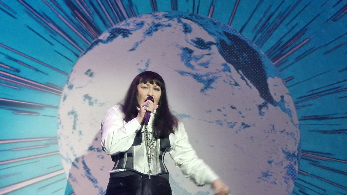 A fantastic show with updates since we last saw it pre covid, but still a tour de force of musical theatre #wiltonsmusichall #musik <a href="/francesbarber13/">frances Barber</a>