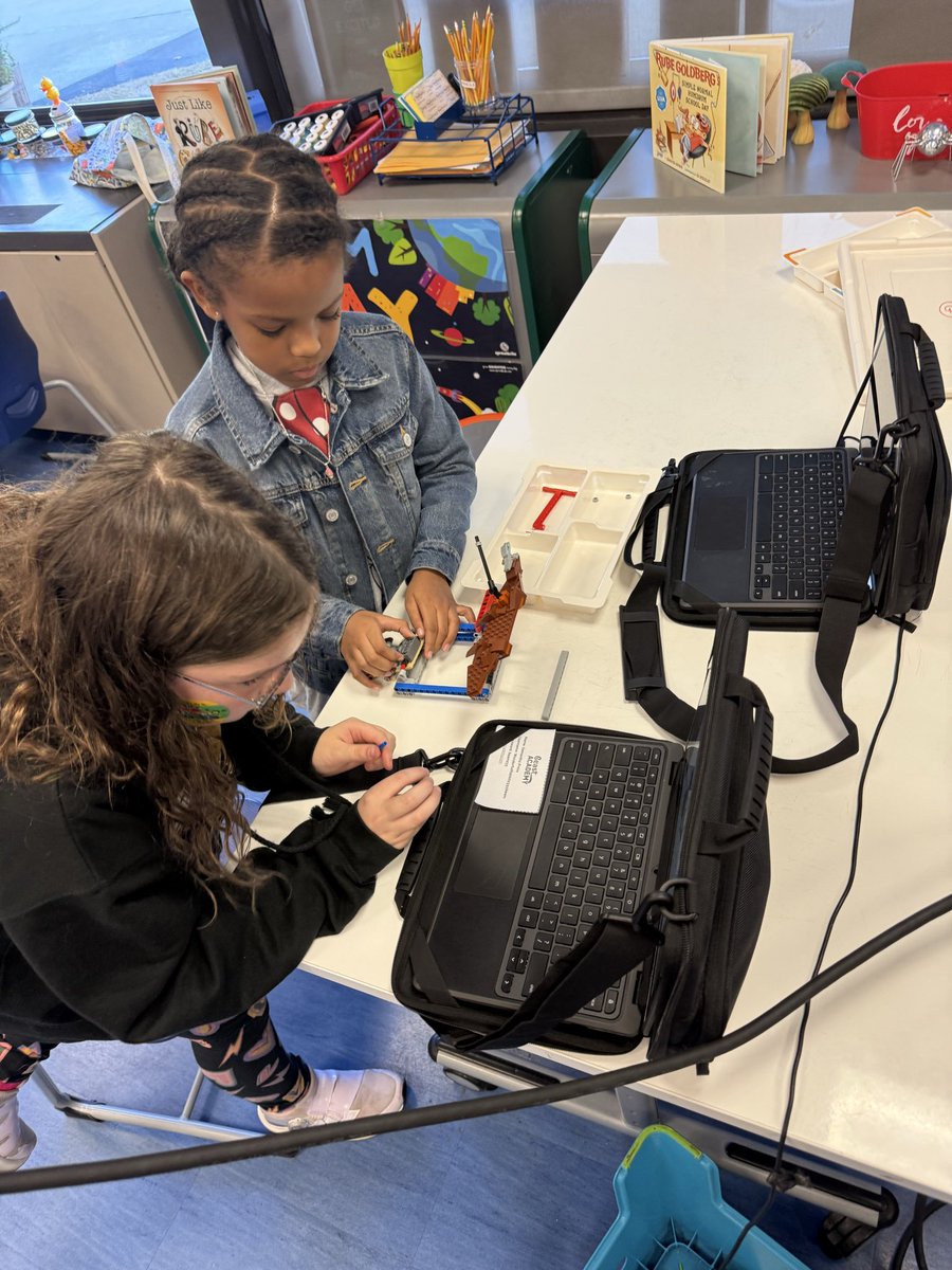 Peekskill_STEAM's tweet image. Visited the after-school robotics program yesterday at our elementary school! 
So excited about the development of our feeder program for the award-winning High School FTC Iron Devil team. The future is bright!
#STEAM #Robotics