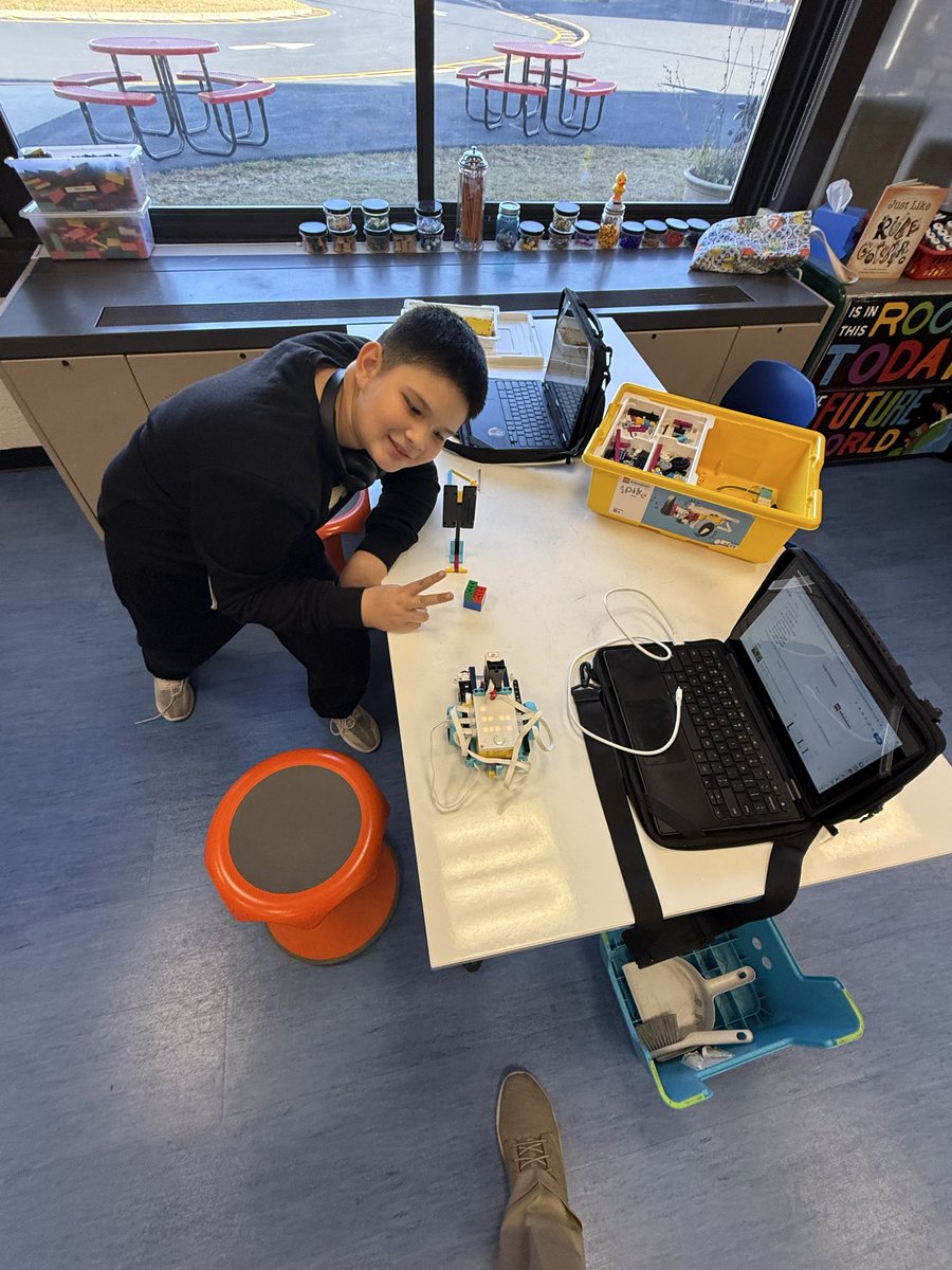 Peekskill_STEAM's tweet image. Visited the after-school robotics program yesterday at our elementary school! 
So excited about the development of our feeder program for the award-winning High School FTC Iron Devil team. The future is bright!
#STEAM #Robotics