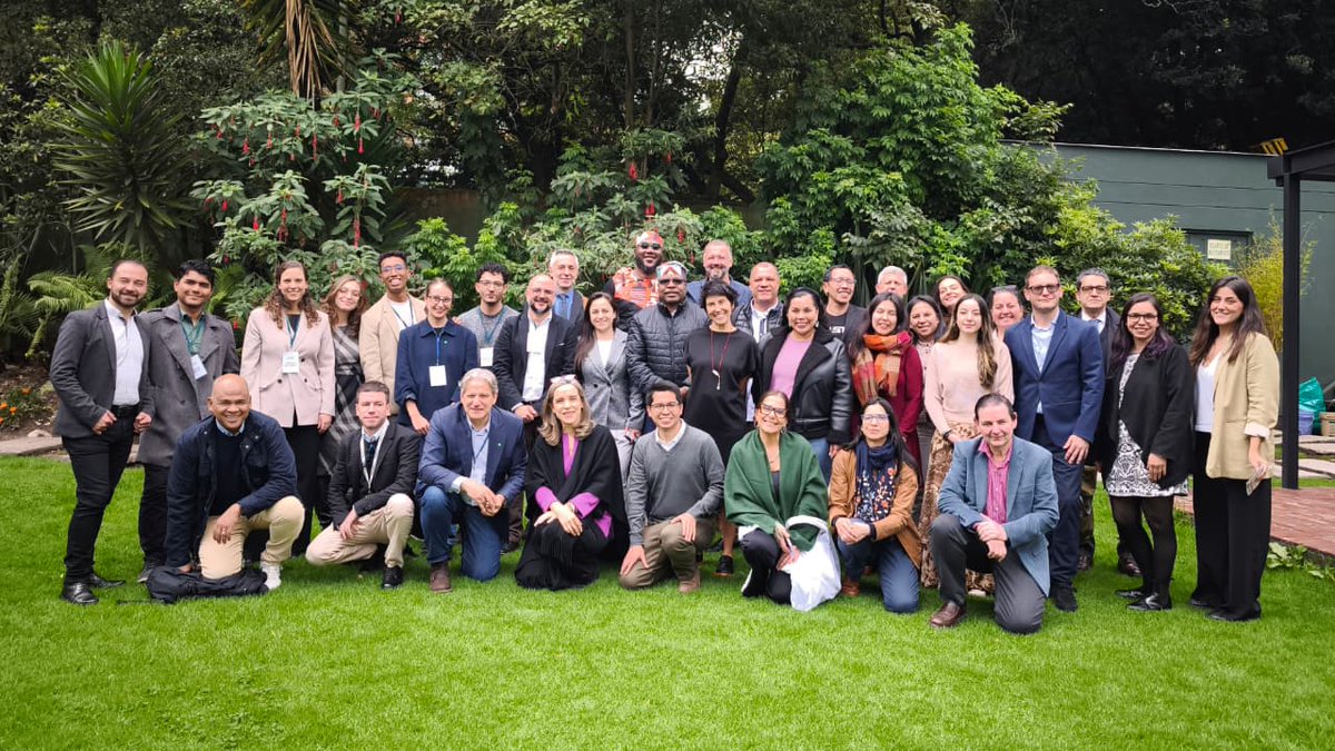 Asoleche tweet media