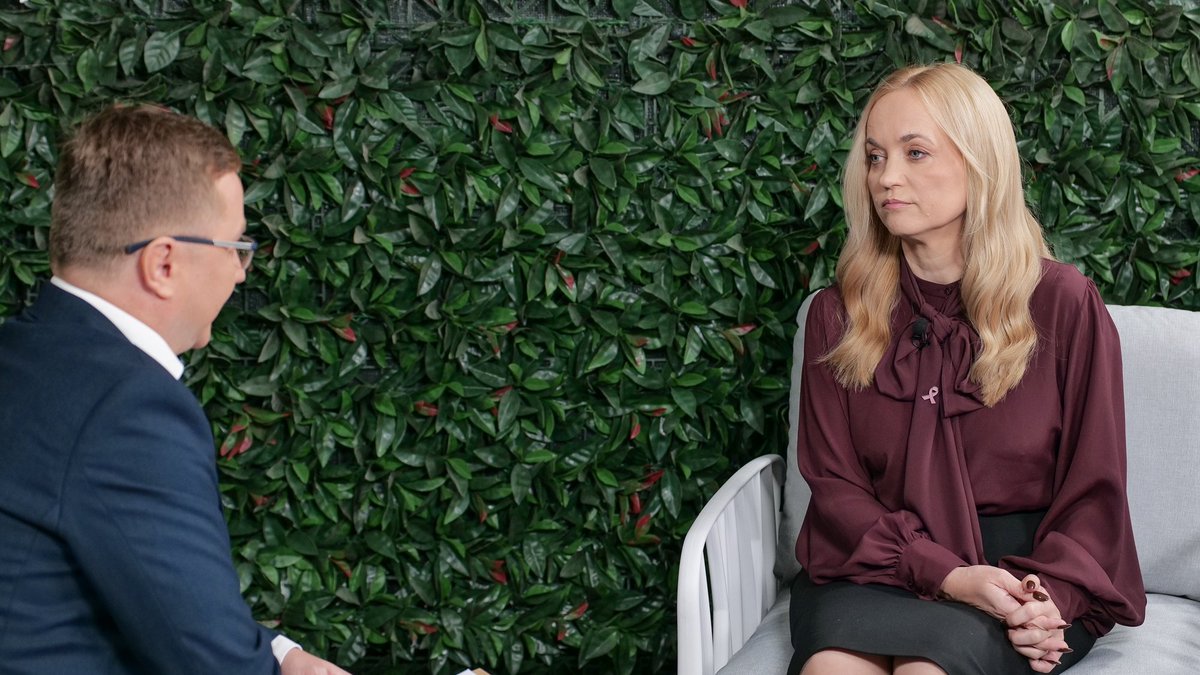 Co dalej z podwyżkami medyków?

- Mamy kilka możliwości na stole. Będzie spotkanie z zespołem trójstronnym, będziemy starali się wypracować najlepsze rozwiązanie - mówi minister zdrowia Jolanta Sobierańska-Grenda.

youtube.com/watch?v=Canl6t…