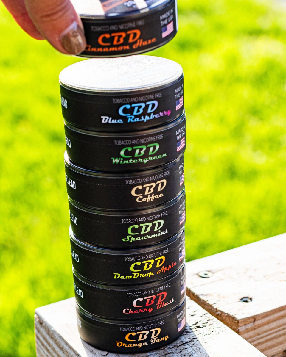 FlowBlend's tweet image. Some days don’t ask for calm—they demand it. The kind that shows up fast, holds steady, and doesn’t make a scene. That’s CLUTCH.

Each pouch hits with 10 mg of CBD-driven composure—no drop, no daze. Just a clean, even gear shift when pressure’s running hot. Whether you’re handing…