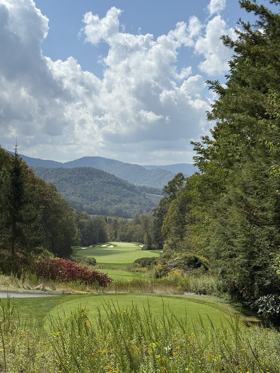 DavidGiesII's tweet image. Diamond Creek
Banner Elk, NC