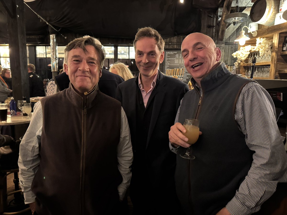 Fergal O'Brien Racing (@fobracing) on Twitter photo Great night at Dunkertons discussing our experiences with Capt Tim Forster Great night at Dunkertons discussing our experiences with Capt Tim Forster