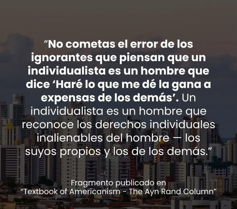 Ser individualista no es ser egoísta.
Es entender que no todos pensamos igual y que está bien.
El individualista busca mejorarse a sí mismo para aportar más al mundo, sin imponer su forma de vida ni pasar por encima de nadie.