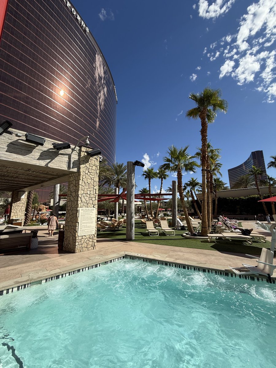 Peter Parker tweet media