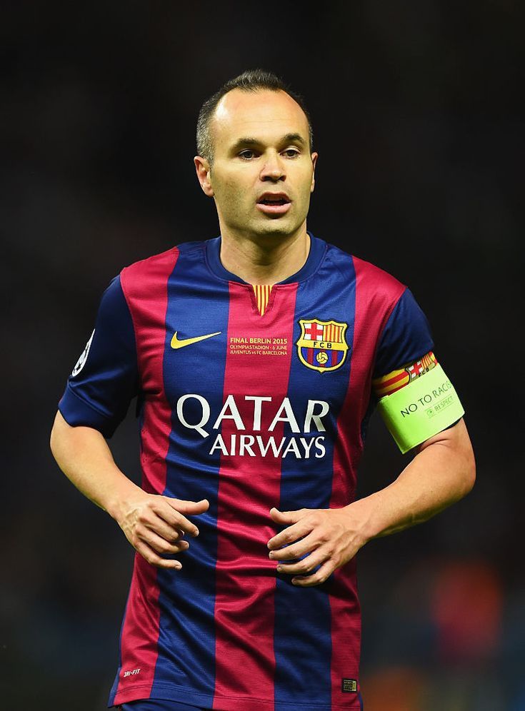 Young_Fish01's tweet image. Enzo Fernandez         Or                       Iniesta

#CFC #UCL