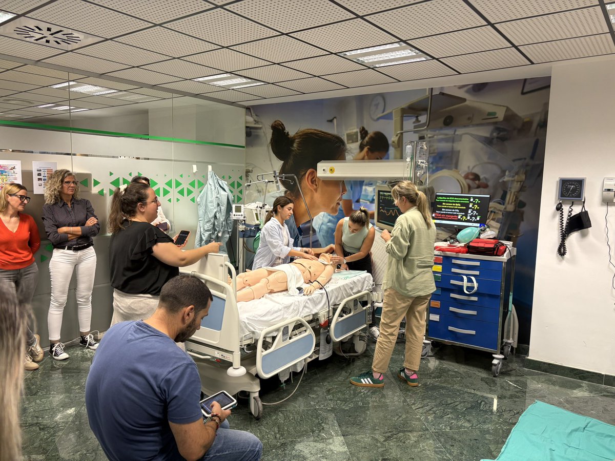 JAENSATSE's tweet photo. SATSE Jaén ha tenido hoy dos actividades formativas para enfermería y fisioterapia destinadas a reforzar y actualizar los conocimientos de nuestros profesionales sanitarios.
#satse#enfermería#fisioterapia#sva#svb https://t.co/WiRstaZ4fC