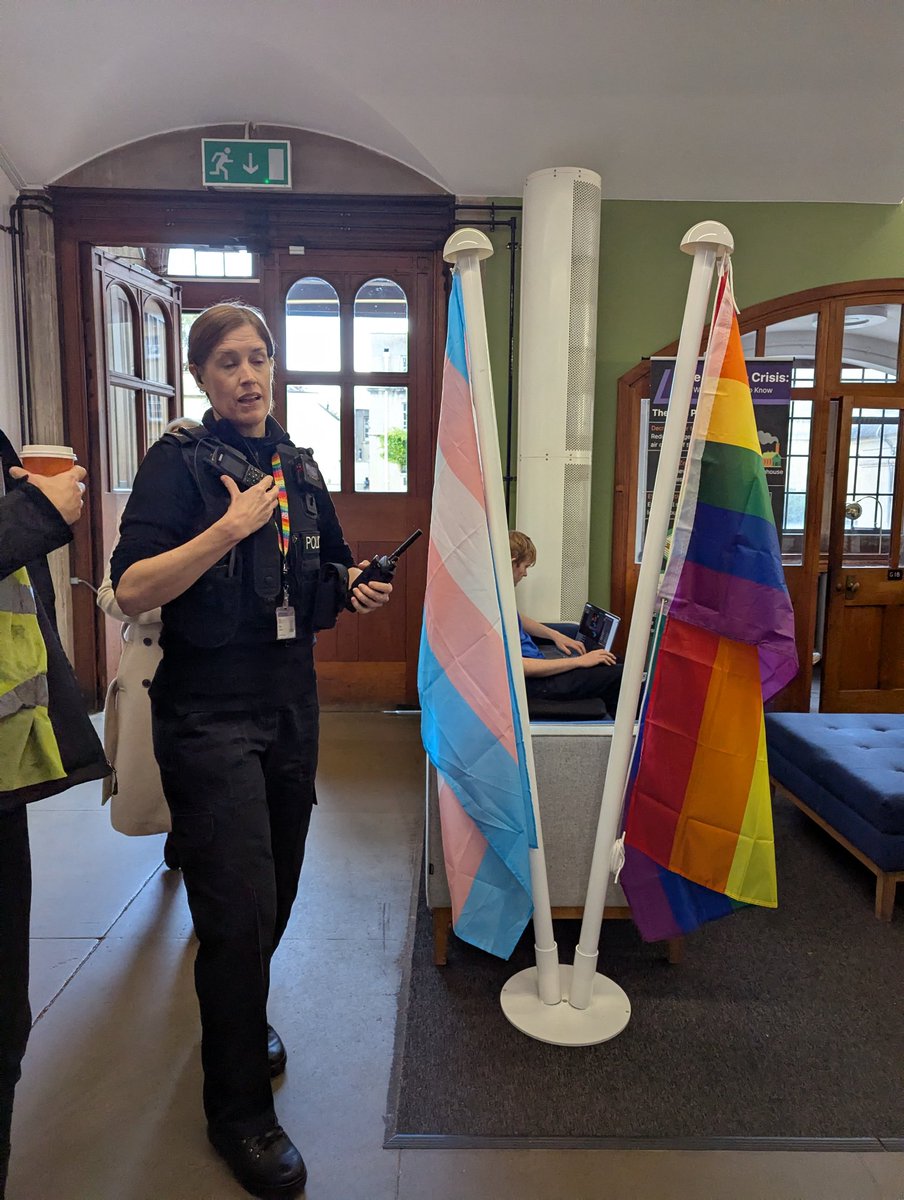 Look what we saw today at the Univ of Bristol when we attended <a href="/ProfAliceS/">Professor Alice Sullivan</a>’s brilliant talk: a Pride Progress lanyard.

Do you know about this, <a href="/aspsarah_crew/">Sarah Crew</a>? We thought <a href="/ASPolice/">Avon and Somerset Police</a> would comply with the High Court ruling in Linzi Smith v CC Northumbria. Clearly not.

Is this