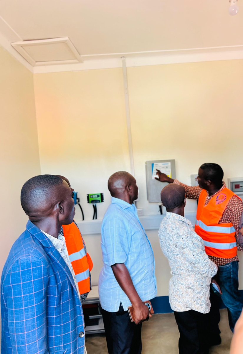 min_waterUg's tweet image. #MWEworks: @min_waterUg through the Rural Water Supply and Sanitation Department completed and handed over the Lot 3 water projects in Buyende District to @UmbrellasWatsan-East for Operation and Maintenance.
@MoICT_Ug