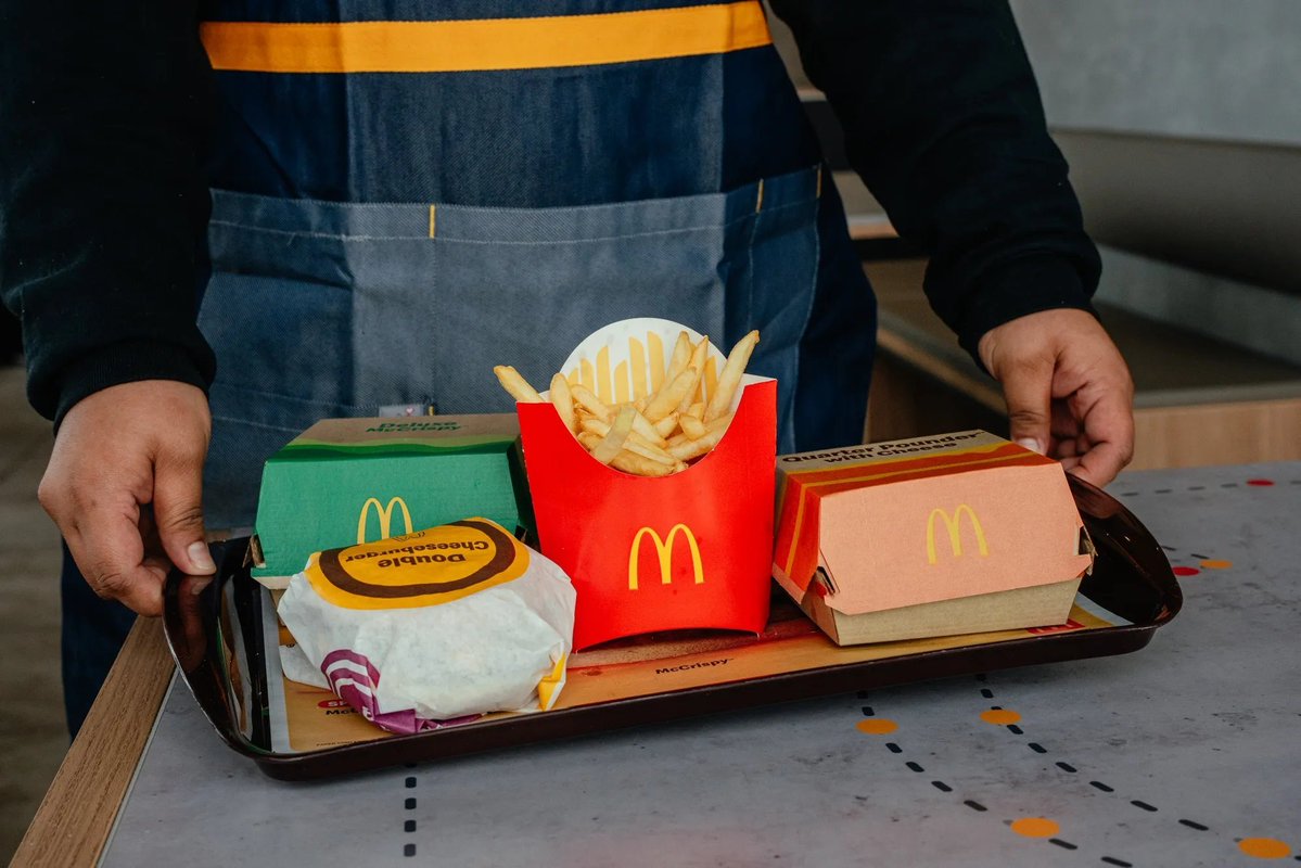 🔵MARKETEVANS: McDonald's aumenta il dividendo trimestrale del 5% a $1.86 per azione