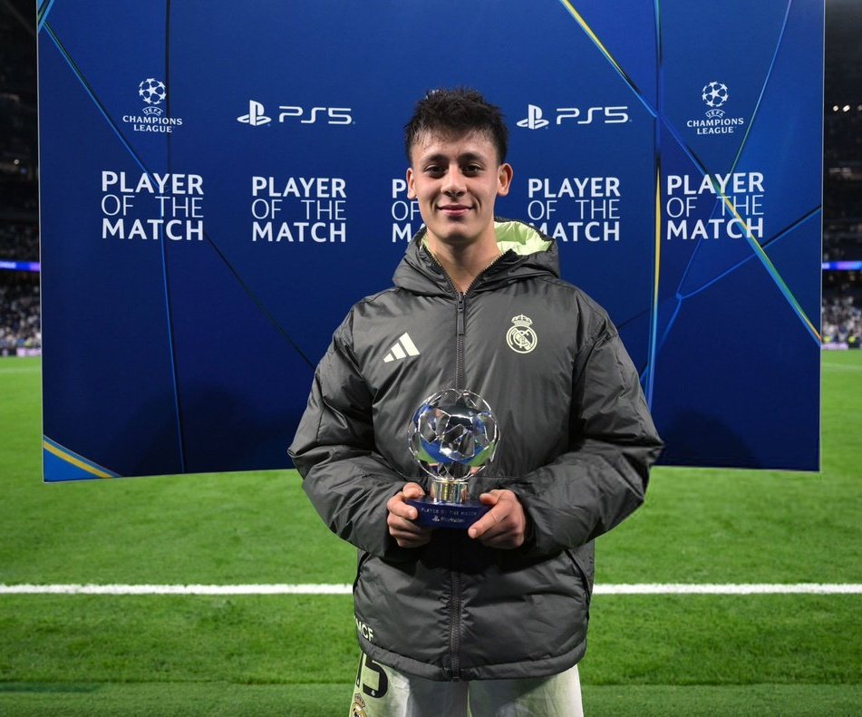 🚨🚨 - رســمــياً : الساحر أردا غولر رجل المـُباراة 🇹🇷🤍

#ريال_مدريد_يوفنتوس  
#دوري_أبطال_أوروبا