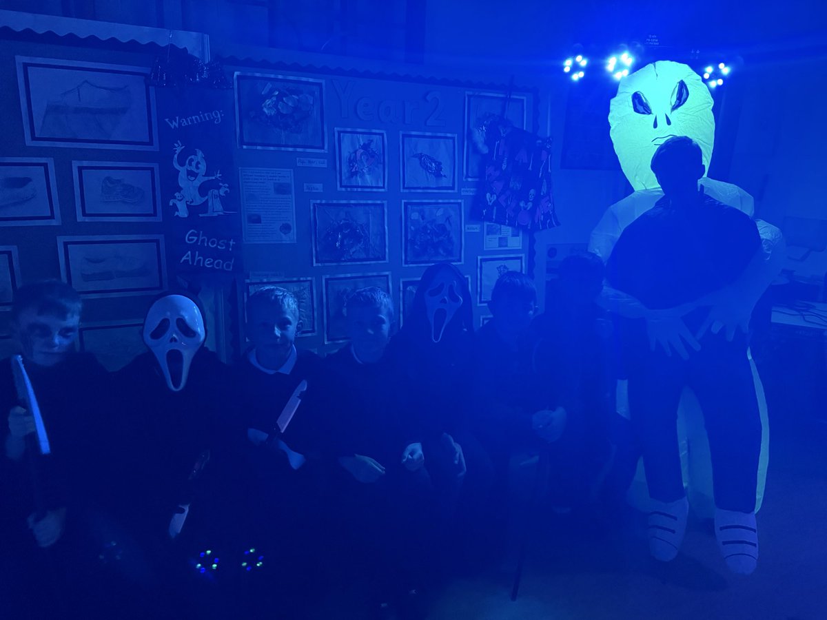 Spooky Halloween disco this evening! 🎃👻💀