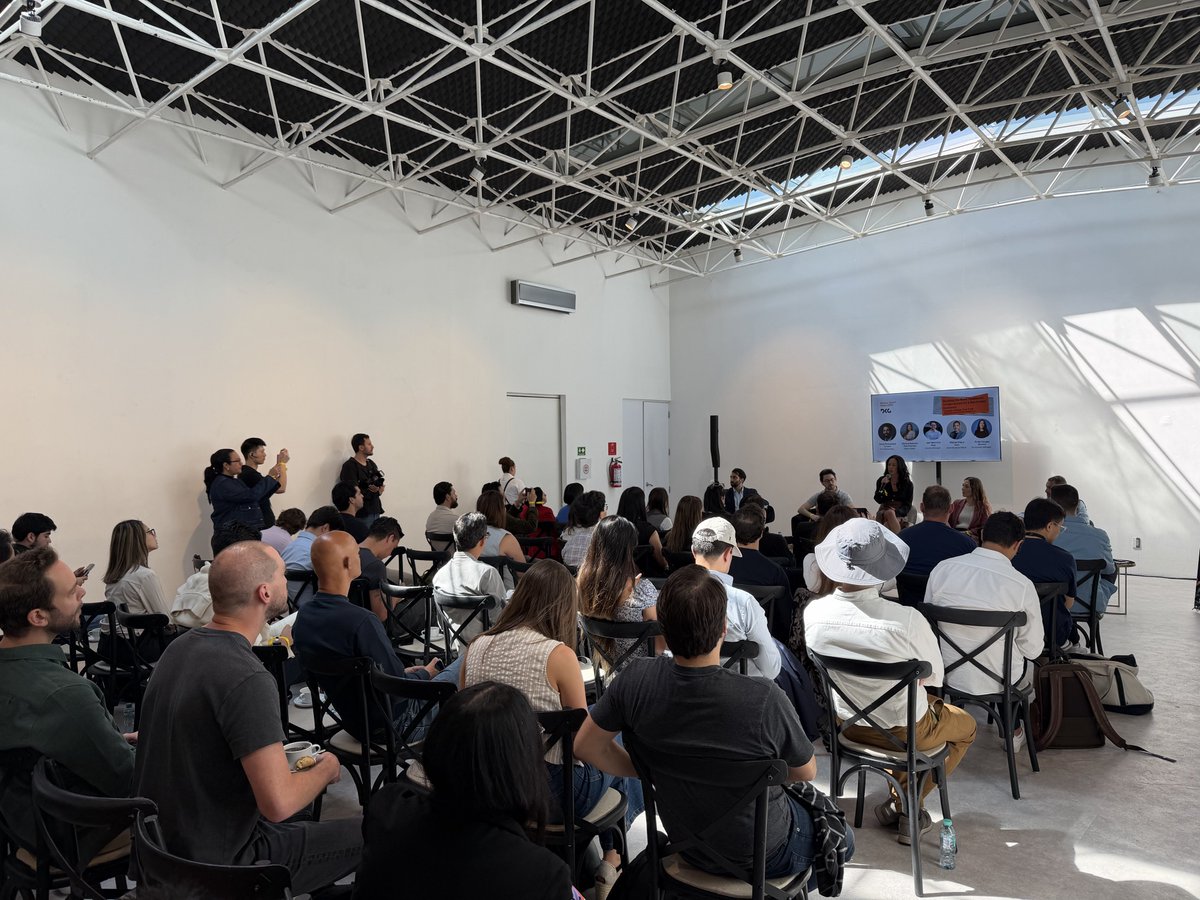 Aaron Fu tweet media