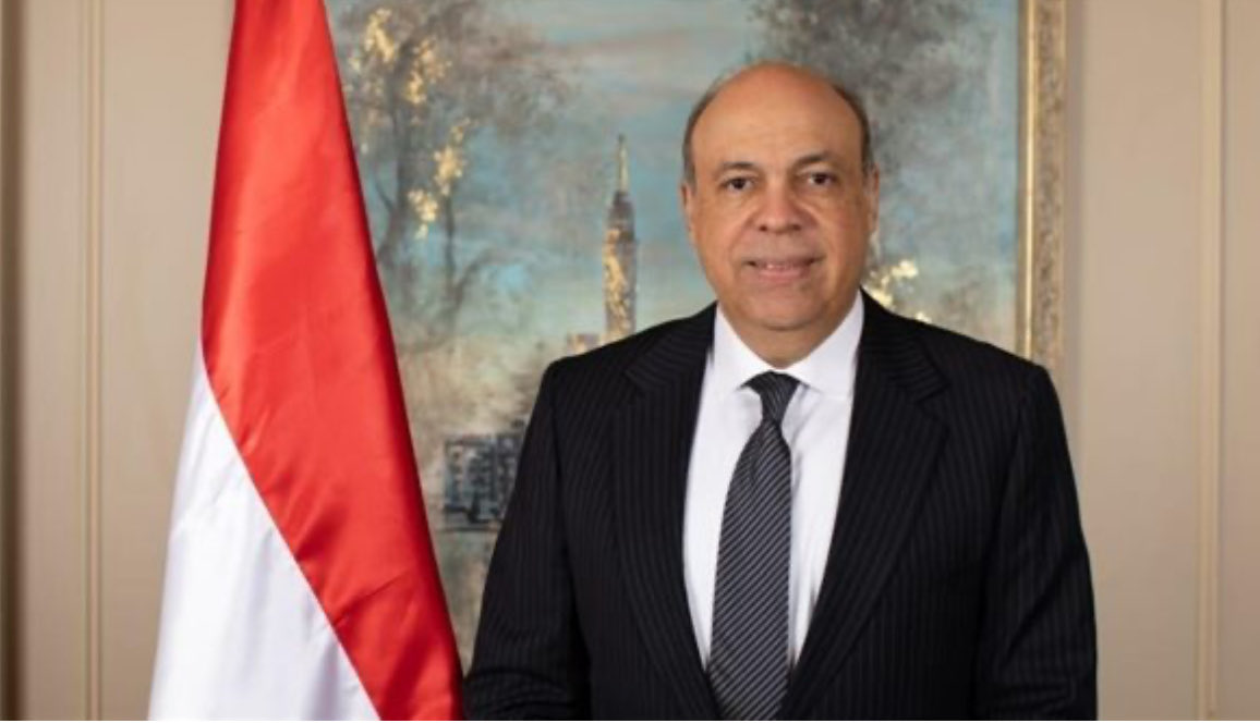 🇪🇬وزير الطيران المصري :
هي السعودية محتاجة فلوس ⁉️

ياسعادة الوزير هي "الشمس محتاجة نور" ⁉️
الحقيقة إنه السعودية فعلاً مش محتاجة فلوس لأنها ولله الحمد من أغنى الدول في العالم وبتصرف مليارات على مشاريع رؤية 2030
وطرح مطار جدة للاستثمار هو زيادة في الكفاءة وبناء شراكات مش "نقص في