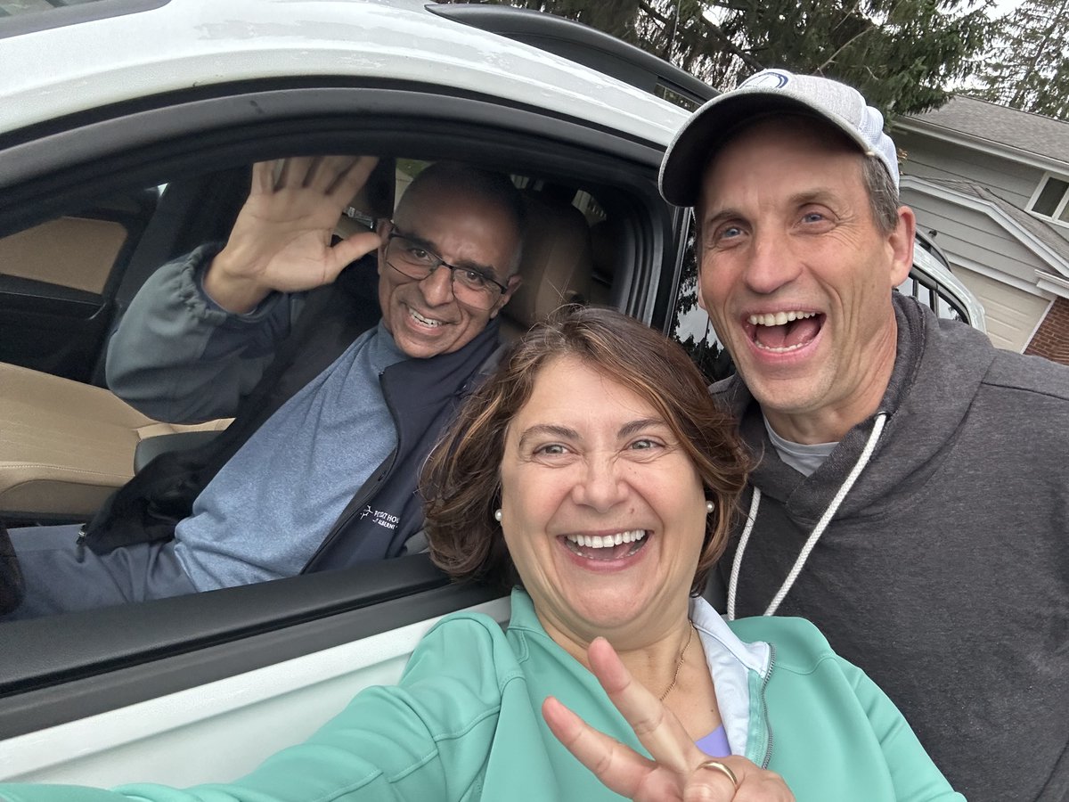 Grateful for the power of community and generosity.
Thank you to Bill and the Prostate Cancer Support Foundation of New Glasgow (Pictou County) for their incredible gift to <a href="/DalhousieU/">Dalhousie University</a> — supporting research that truly changes lives. <a href="/DalEpidemiology/">Dal Community Health & Epidemiology</a>  <a href="/DalMedSchool/">DalMedSchool</a> 
Together, we