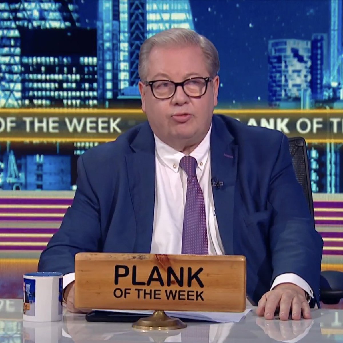 The obvious candidate for Plank Of The Week - Thick <a href="/Iromg/">Mike Graham 🇬🇧</a> caught lying, suspended from his job.