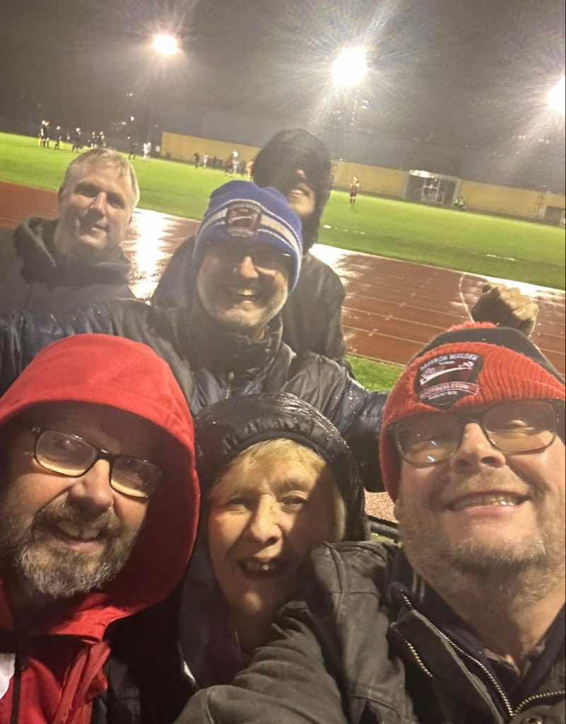 Sam Gardiner (@samuelgardinerr) on Twitter photo So worth it. What a win
Up the BLOODS π©Έ So worth it. What a win
Up the BLOODS π©Έ