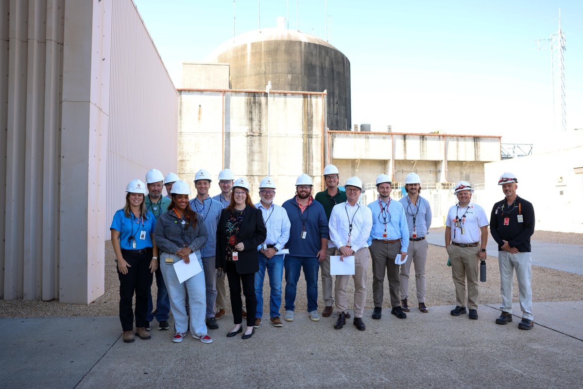 EntergyNuclear's tweet photo. River Bend station was proud to host members from the @LouisianaDCE, @louisiana_deq, @NatlGovsAssoc, @LouisianaWorks, and the @AmerChemSociety to educate their team on the benefits of nuclear energy. โ
#NuclearSciWeek https://t.co/nDF98wRIoI