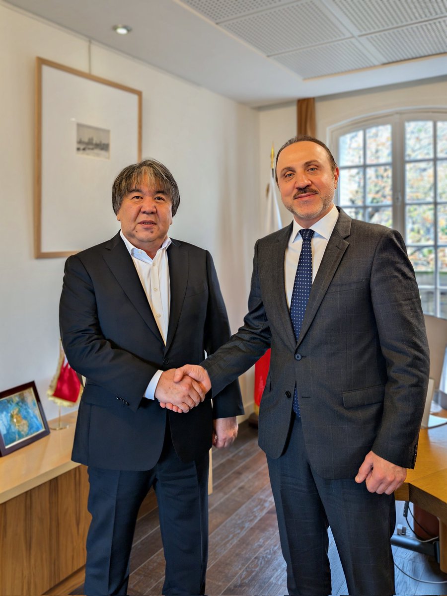 Son Excellence M. Issam Abdulaziz Al Jassim, Ambassadeur du Royaume de Bahreïn auprès de la République française, a rencontré S.E. M. Sadyk Sher-Niyaz, Ambassadeur de la République kirghize auprès de la France.

 🇧🇭🤝🇰🇬