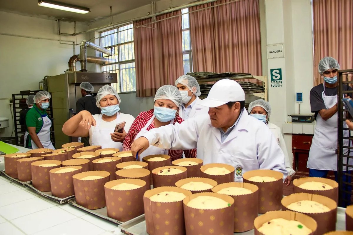 🍞 En Ayacucho, representantes de asociaciones del Vraem participan en un taller de panificación impulsado por <a href="/DEVIDAPERU/">DEVIDA PERÚ</a>. Buscan diversificar su economía y generar ingresos sostenibles en zonas afectadas por cultivos ilícitos.
inforegion.pe/asociaciones-d…
