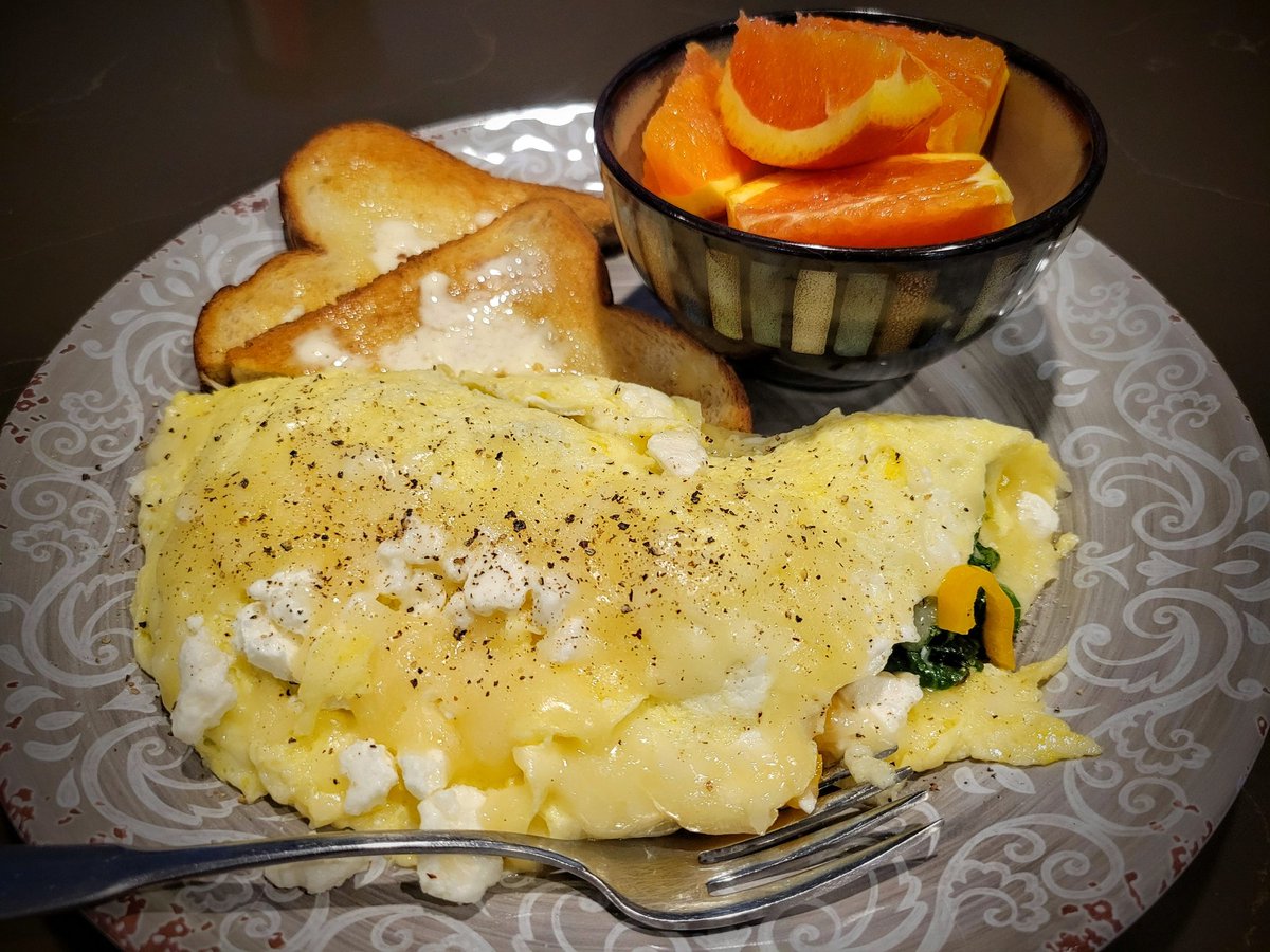 Had a big lunch so I am skipping Dinner - Mrs. J ordered a Swiss, Feta, Greyeure, spinach, mushroom, green onion, zucchini and yellow sweet pepper omelet from DJ's Bistro!