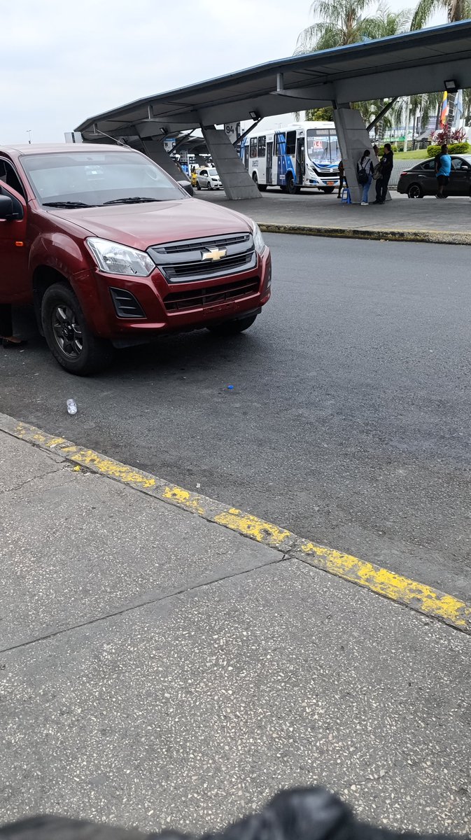 Dear <a href="/France24_es/">FRANCE 24 Español</a> You must know that <a href="/aquilesalvarez/">Aquiles Alvarez Henriques</a> is a penal processed in ecuador an he permit narco cars in their public buildings like <a href="/metroviagye/">Sistema Metrovía</a> and <a href="/TerminalesGye/">Terminales Terrestres Guayaquil</a> Even he has competence with <a href="/ATMGuayaquil/">ATM Guayaquil</a> and lot of cameras with <a href="/segura_ep/">Segura EP - C5GYE</a> <a href="/FernandCornejoV/">Fernando Cornejo V.</a>