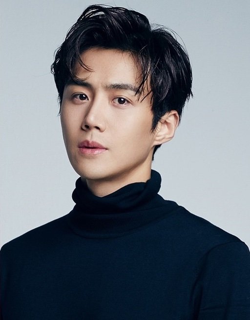 hallyuforums's tweet photo. #KimSeonHo to play the male lead in new political drama 'Please Take Care of the Assemblyman'

Synopsis : The story follows Go Young Jin, a six-term congressman who dies by suicide in 2008, only to awaken as a ghost in 1998. He then teams up with Cha Jae Rim, a Grade 9 civil servant, to navigate political intrigue and form an unusual partnership in the halls of power.

#HallyuForums #Hallyu #KDrama